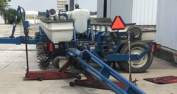 Farm & Diesel Equipment Maintenance & Repair | Lavy Enterprises